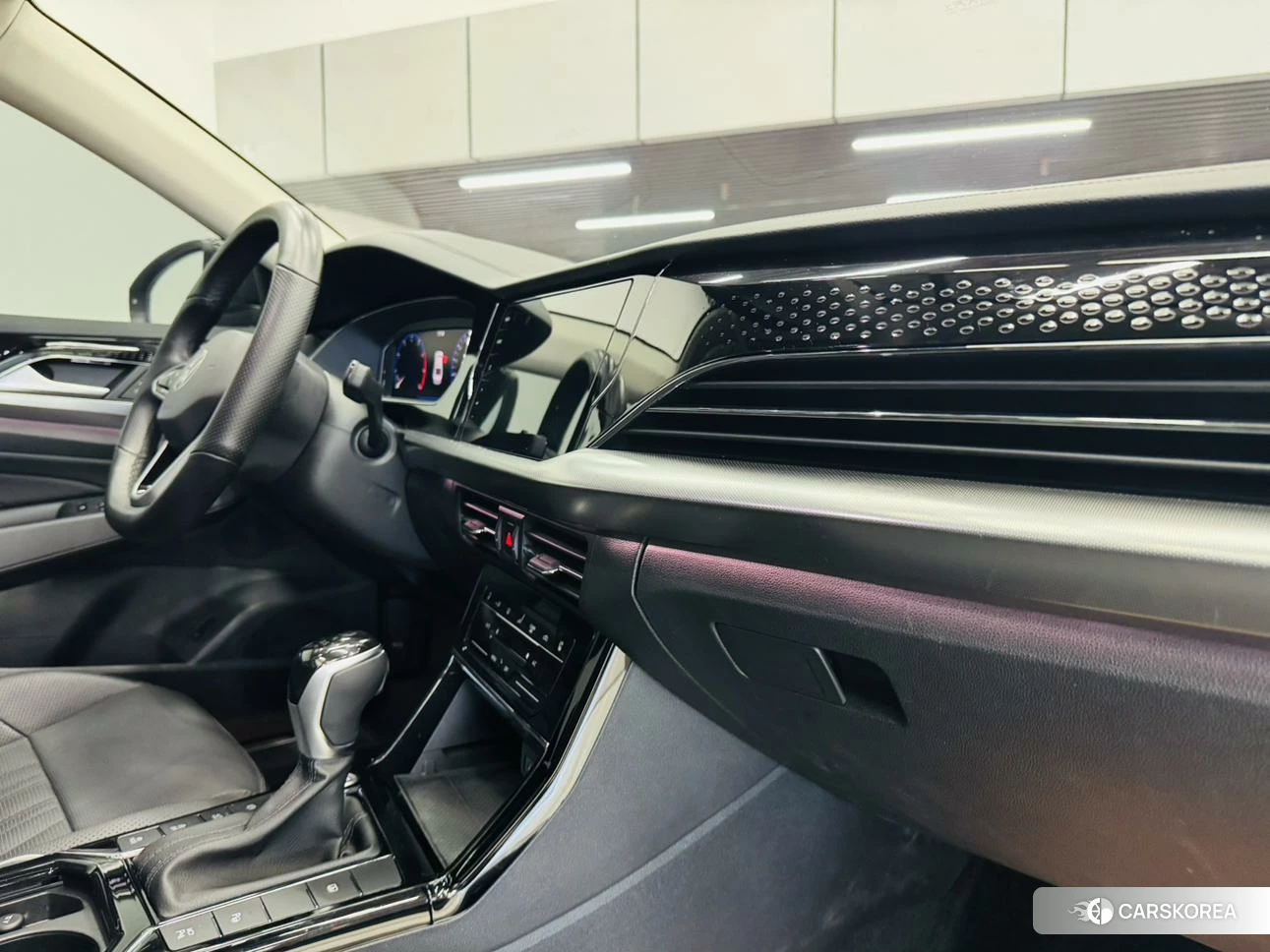 Volkswagen Passat id 4505039 из Китая 28