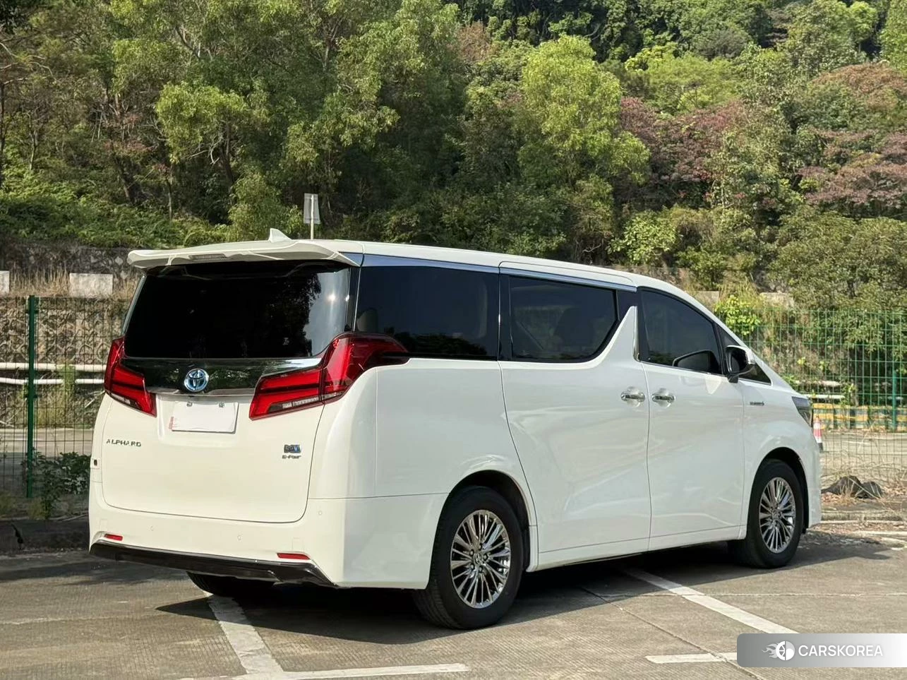 Toyota Elfa id 4467701 из Китая 16