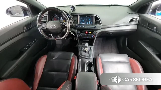 Hyundai Avante AD id 3494824 из Кореи 17