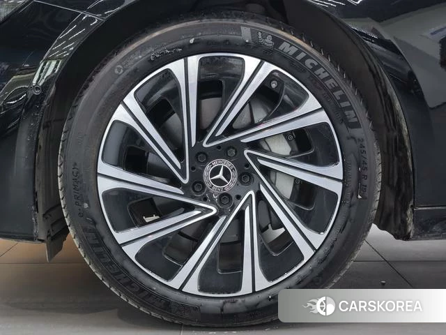 Mercedes-Benz E-class id 4297991 из Китая 16
