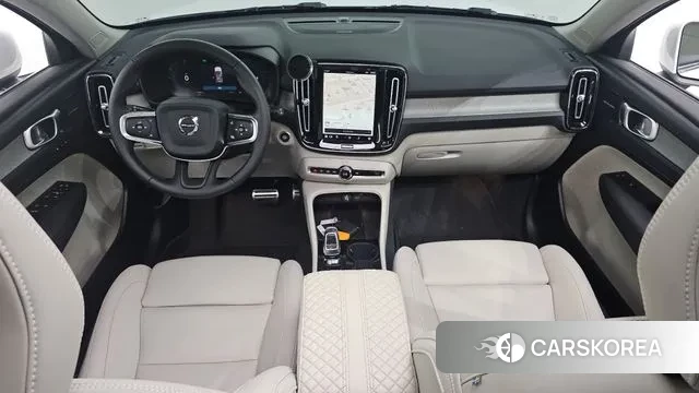 Volvo XC40 id 3496625 из Кореи 17