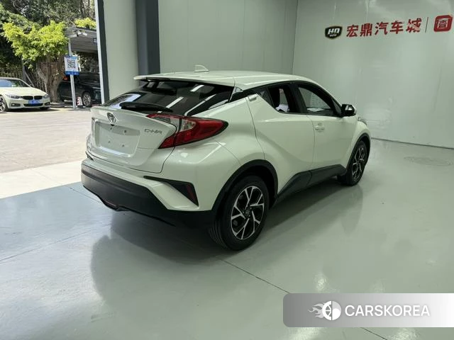 Toyota C-HR id 4216301 из Китая 16