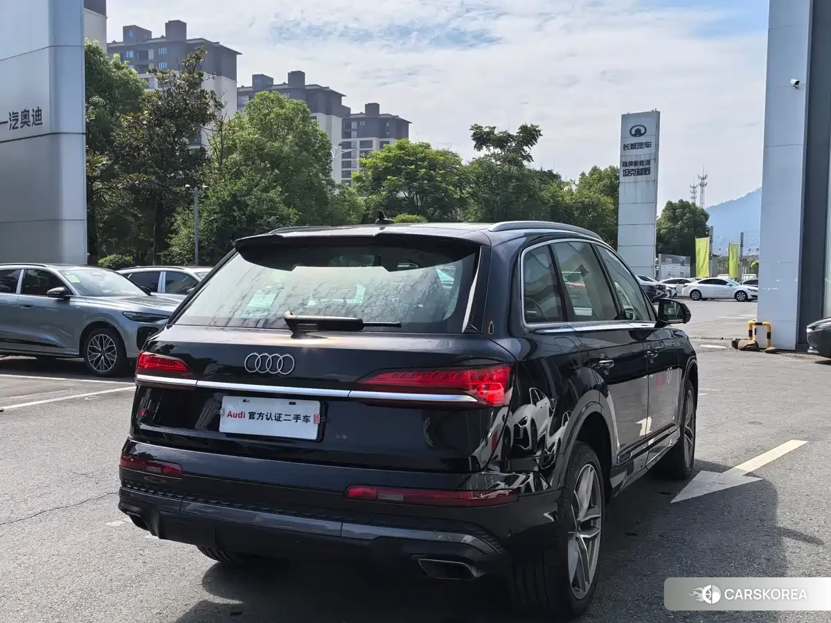 Audi Q7 id 4570352 из Китая 7