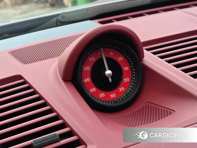 Porsche 911(992) id 3876797 из Кореи 8