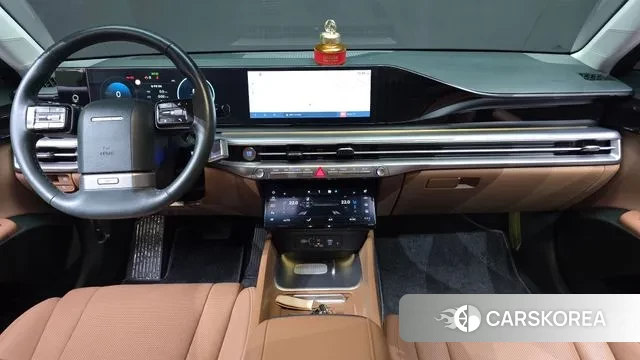 Hyundai Grandeur (GN7) id 3512839 из Кореи 17