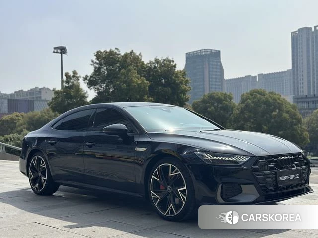 Audi A7L id 4272789 из Китая 12
