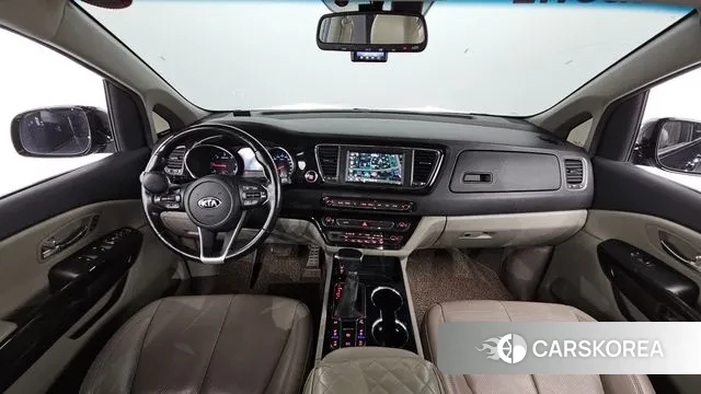 Kia The New Carnival id 3233808 из Кореи 17