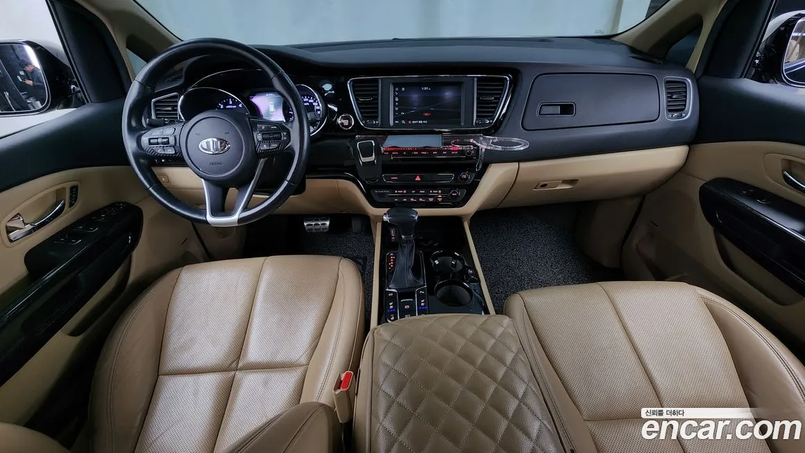 Kia The New Carnival id 2008336 из Кореи 17