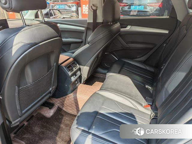 Audi Q5L id 4328763 из Китая 10
