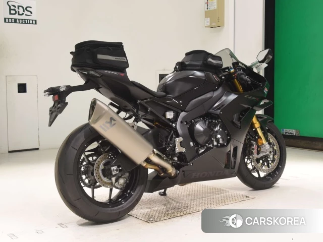 Проданный Honda CBR1000RR-R FIREBLADE SP id 4313266 из Японии, фото 8