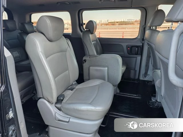 Hyundai The New Grand Starex id 3856602 из Кореи 7