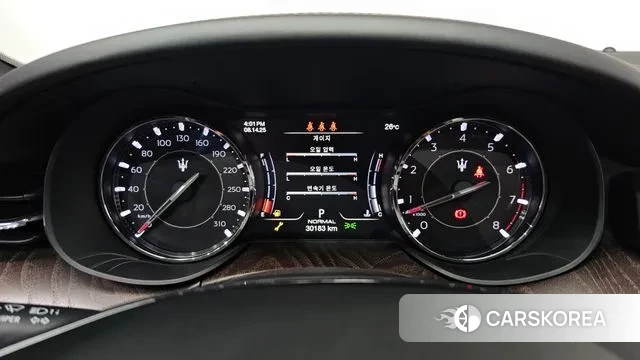 Maserati Quattroporte id 3037583 из Кореи 17