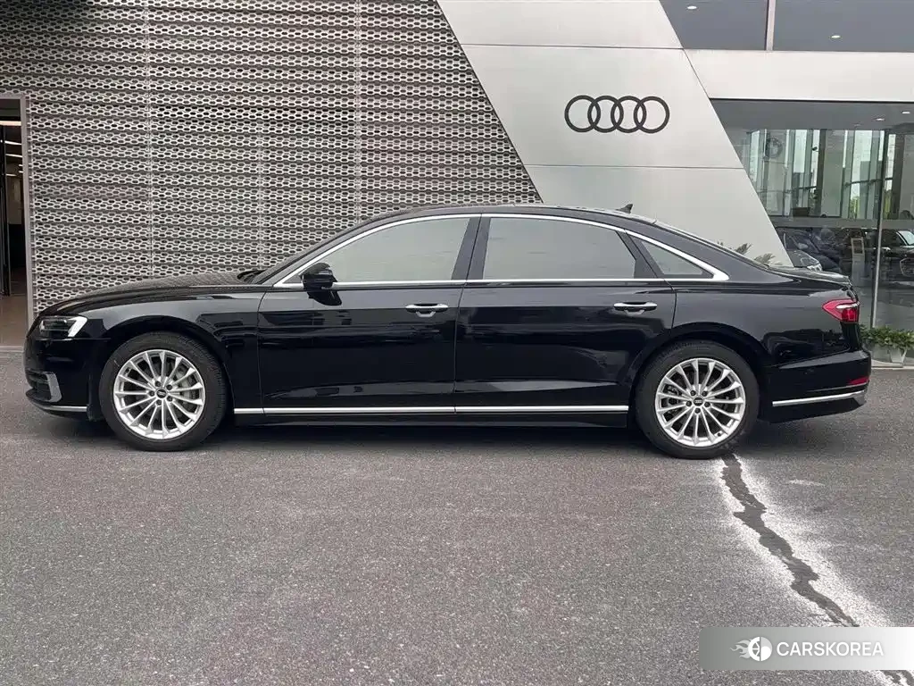 Audi A8 id 4577414 из Китая 11