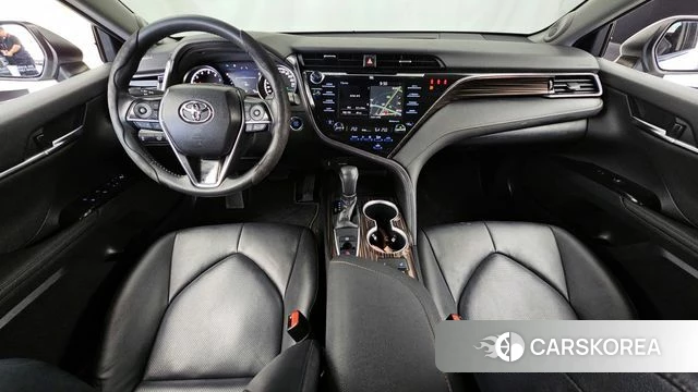 Toyota Camry (XV70) id 4245218 из Кореи 17