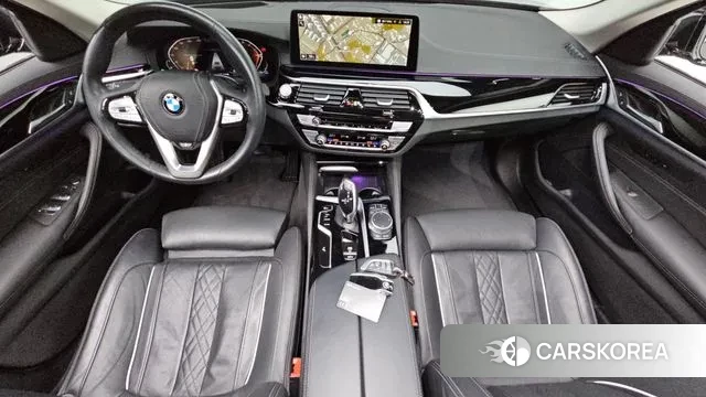 BMW 5 Series (G30) id 3582521 из Кореи 17