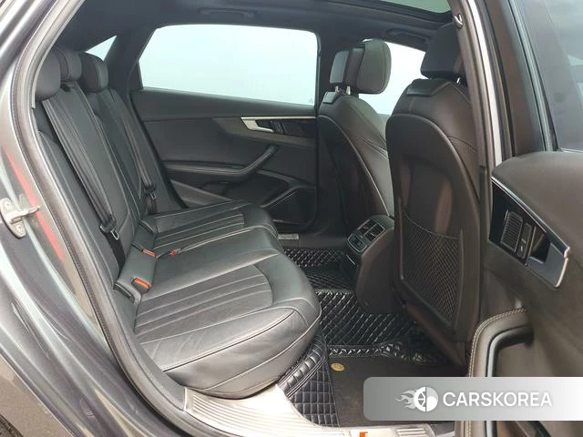 Audi A4L id 4301247 из Китая 16