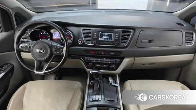 Kia All New Carnival id 4471811 из Кореи 17