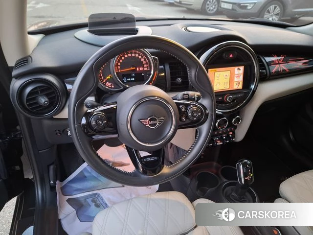 Mini Cooper S id 4245217 из Кореи 17