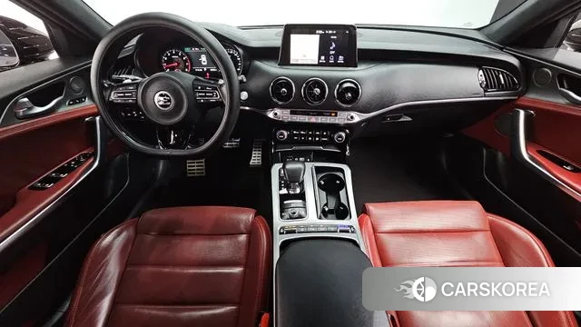 Kia Stinger id 3622142 из Кореи 17