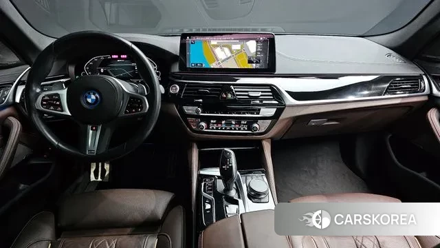 BMW 5 Series (G30) id 3680093 из Кореи 17