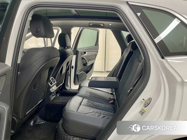 Audi Q5L id 4258967 из Китая 17