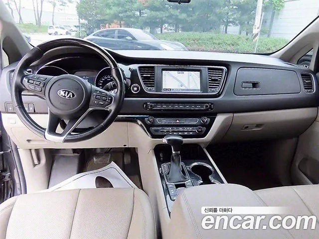 Kia The New Carnival id 2924823 из Кореи 17