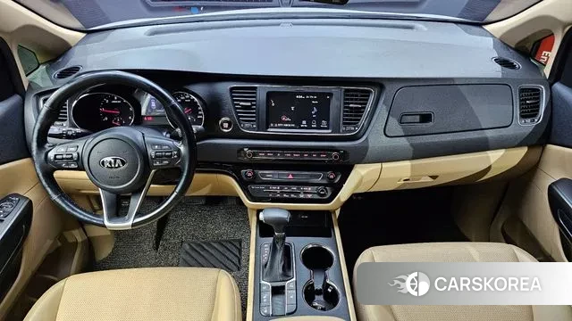 Kia The New Carnival id 2413349 из Кореи 17