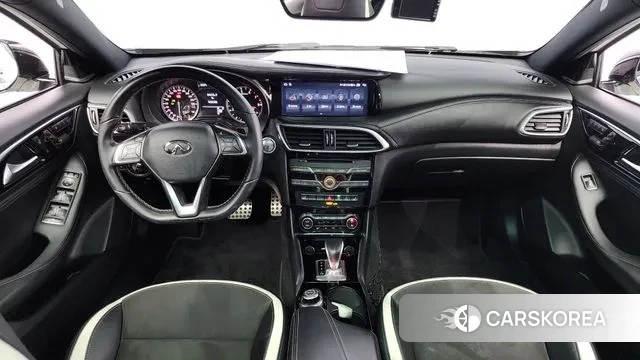 Infiniti Q30 id 3254041 из Кореи 17