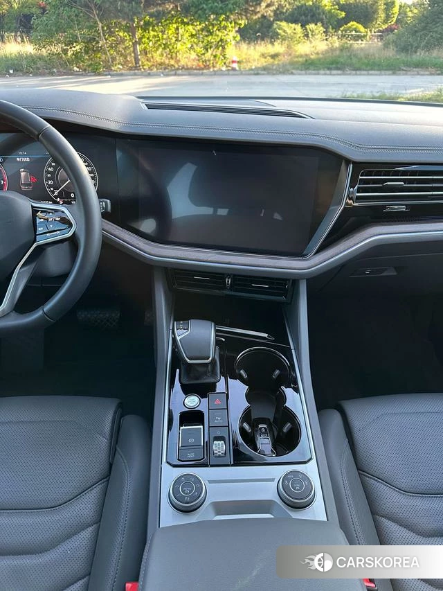 Volkswagen Touareg id 4291347 из Китая 23