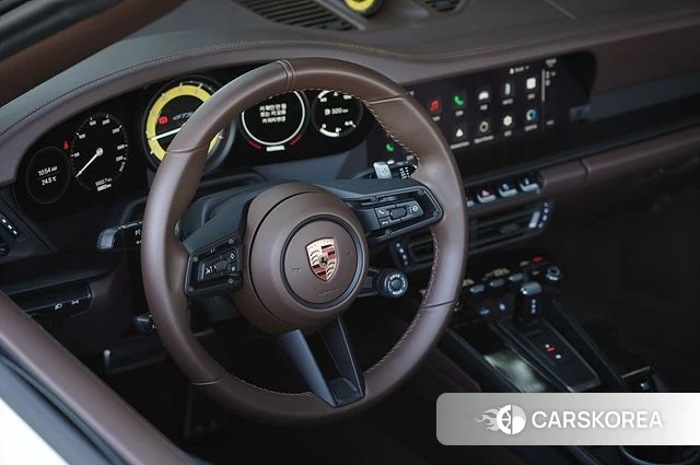Porsche 911(992) id 4871263 из Кореи 12