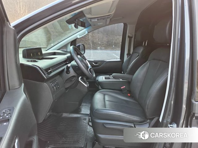 Hyundai Staria id 3856436 из Кореи 17