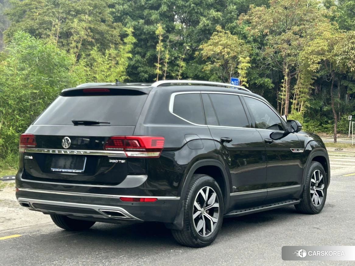 Volkswagen Tourang id 4453152 из Китая 18