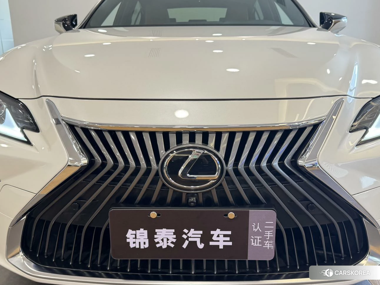 Lexus ES id 4405779 из Китая 23