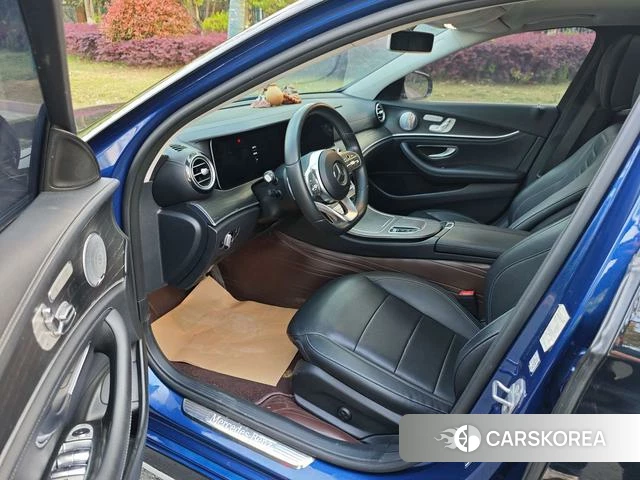 Mercedes-Benz E-class id 4209841 из Китая 16