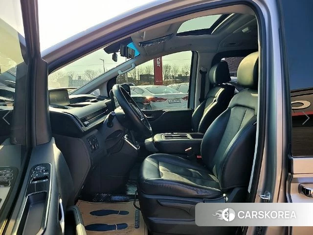 Hyundai Staria id 4396418 из Кореи 17