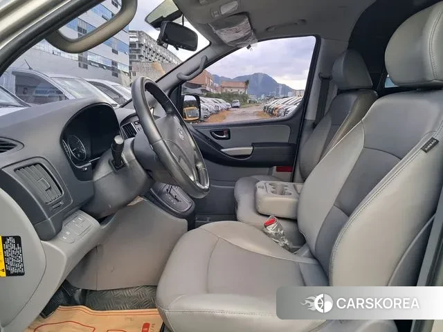 Hyundai The New Grand Starex id 3041975 из Кореи 14