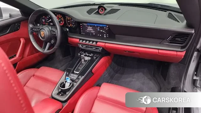 Porsche 911(992) id 3452894 из Кореи 17