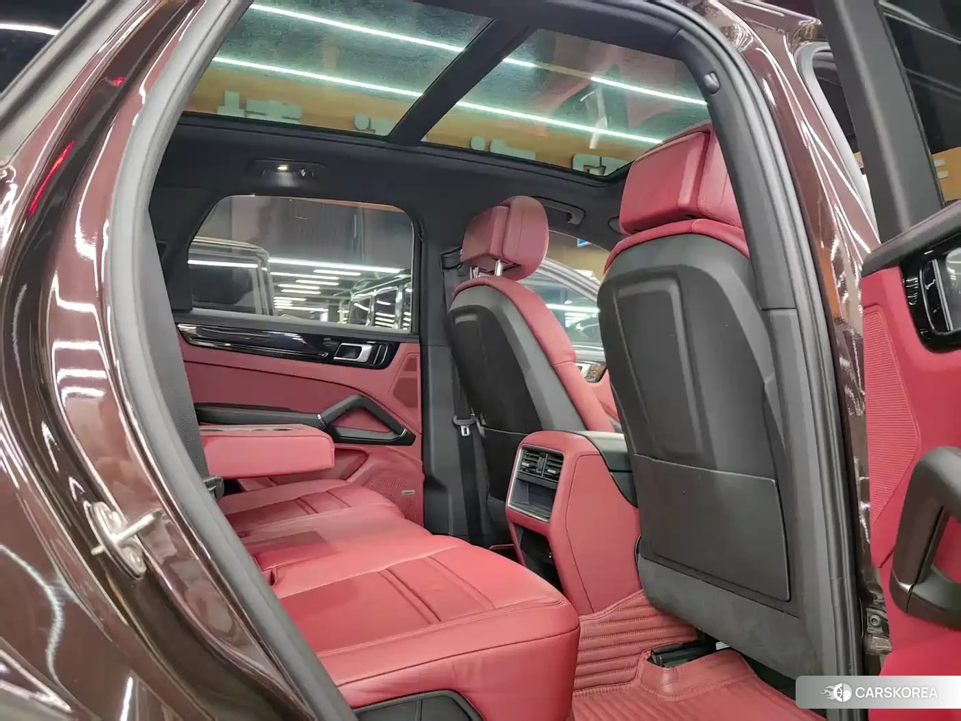 Porsche Cayenne id 4539343 из Китая 14