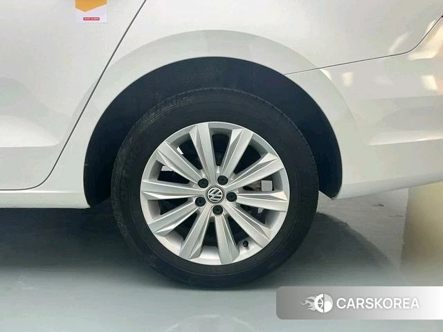 Volkswagen Bora id 4207085 из Китая 17