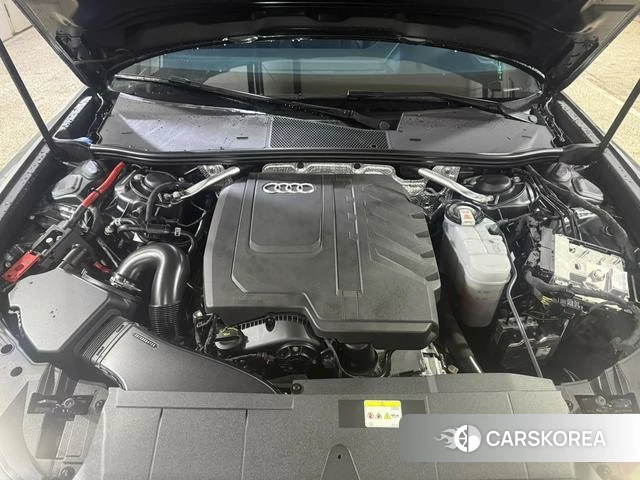 Audi A6L id 4256017 из Китая 7