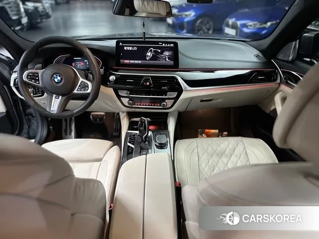 BMW 5 Series (G30) id 2939509 из Кореи 10