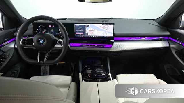 BMW 5 Series (G60) id 4602132 из Кореи 17