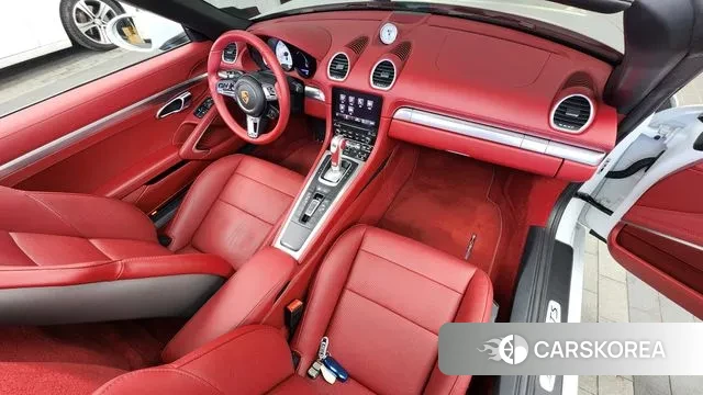 Porsche 718 Boxster id 3707658 из Кореи 17