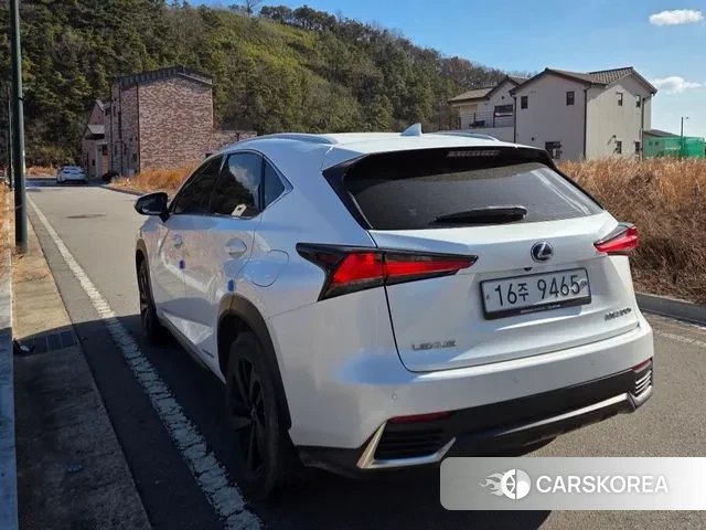 Lexus NX300h id 3622328 из Кореи 17