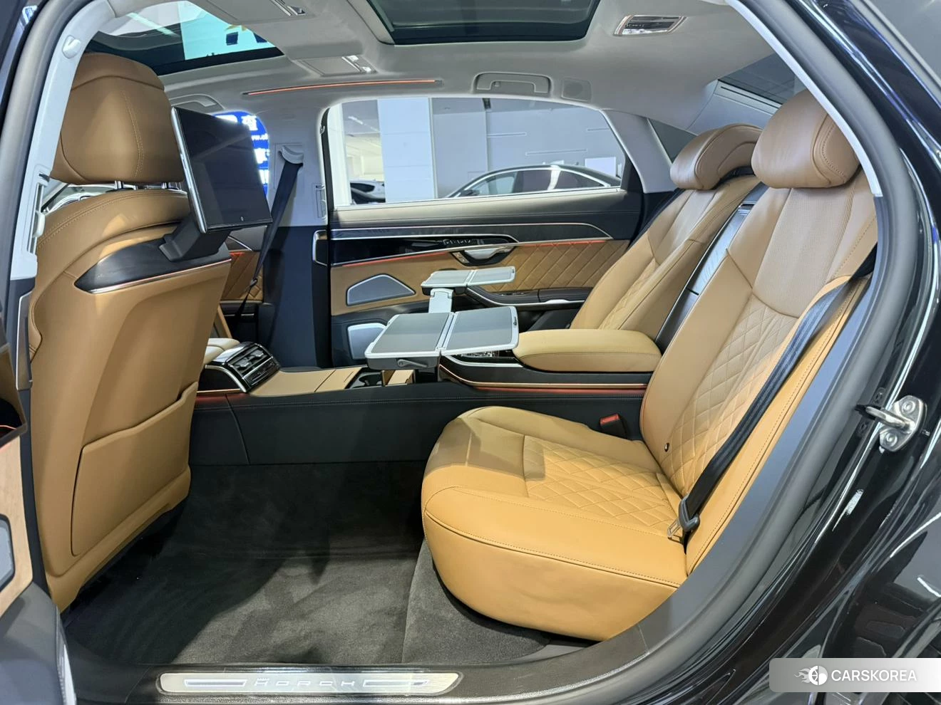 Audi A8 id 4492709 из Китая 18