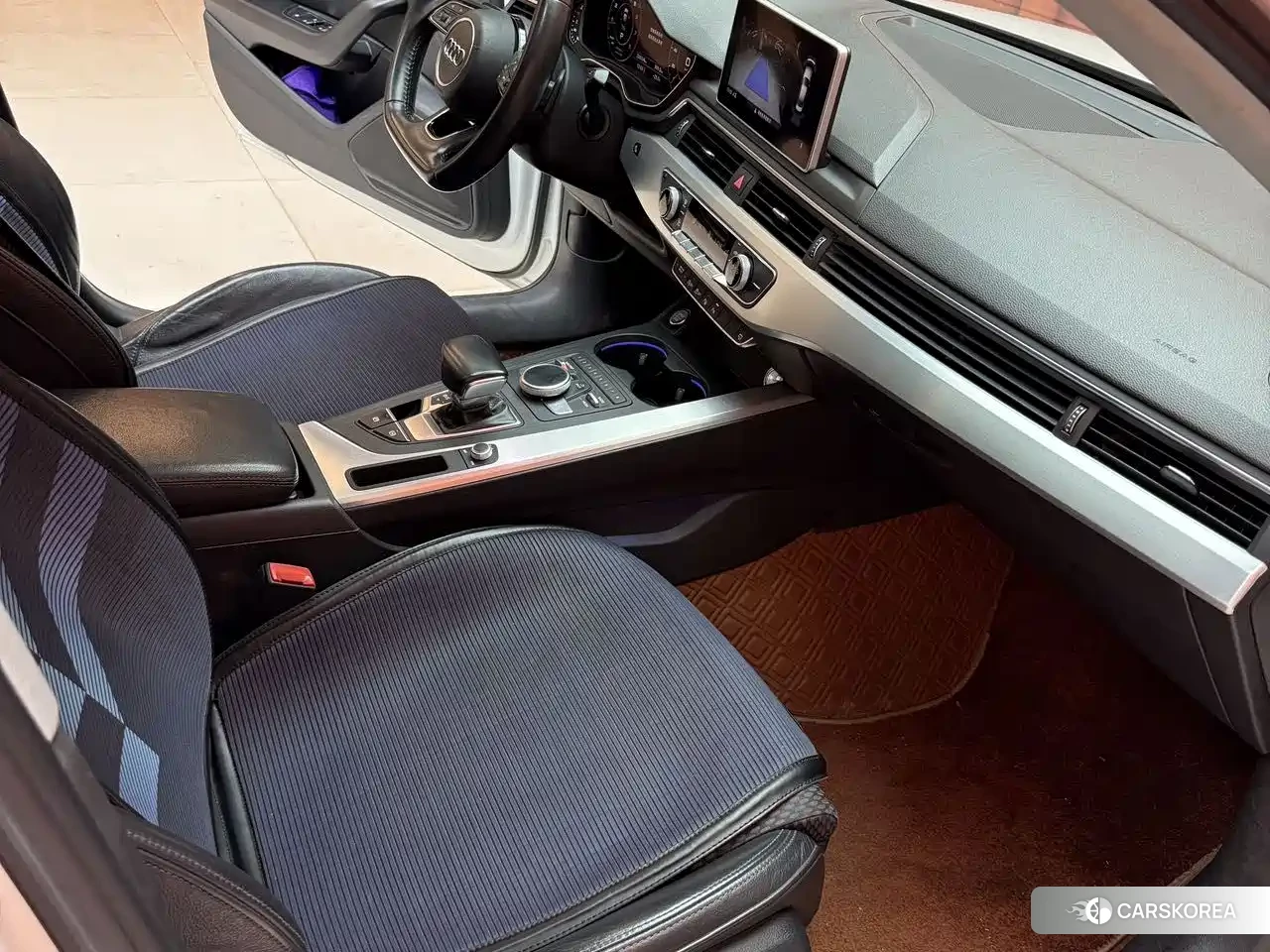 Audi A4L id 4679960 из Китая 10