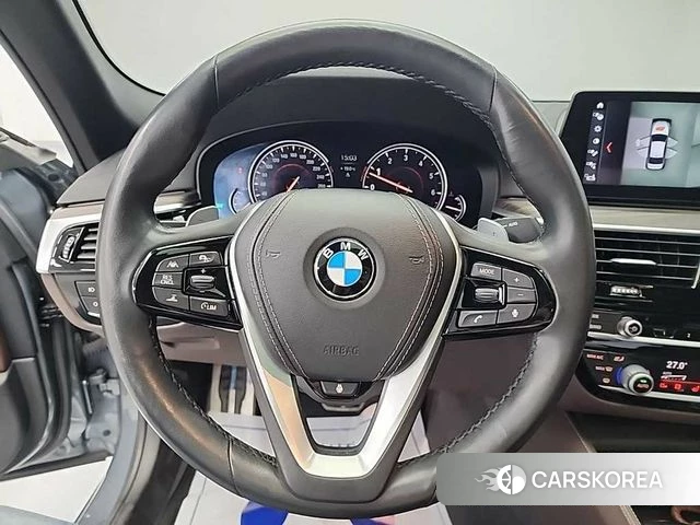 BMW 5 Series (G30) id 3845975 из Кореи 17