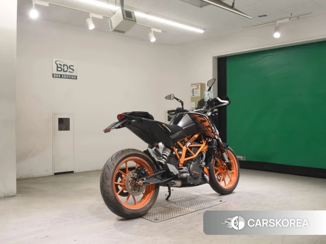 Проданный KTM 250 DUKE 2015 из Японии, фото 5