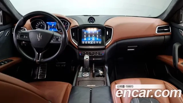 Maserati Ghibli id 2875502 из Кореи 17