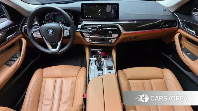 BMW 5 Series (G30) id 3388884 из Кореи 17